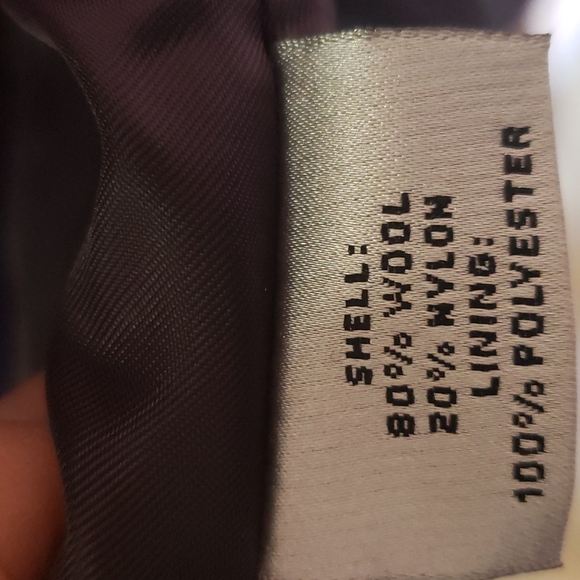 Beautiful Amethyst Wool Coat Preston & York, w/ruffle - Picture 5 of 10